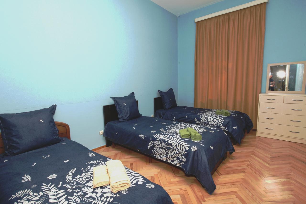 Apartment At Stalin House Tbilisi Buitenkant foto