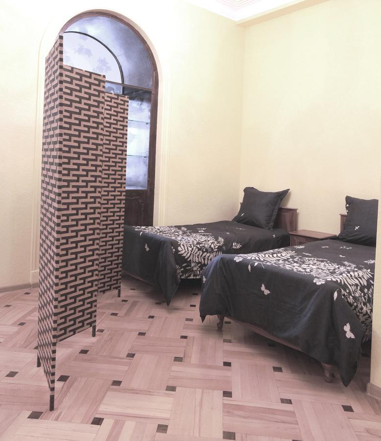 Apartment At Stalin House Tbilisi Buitenkant foto